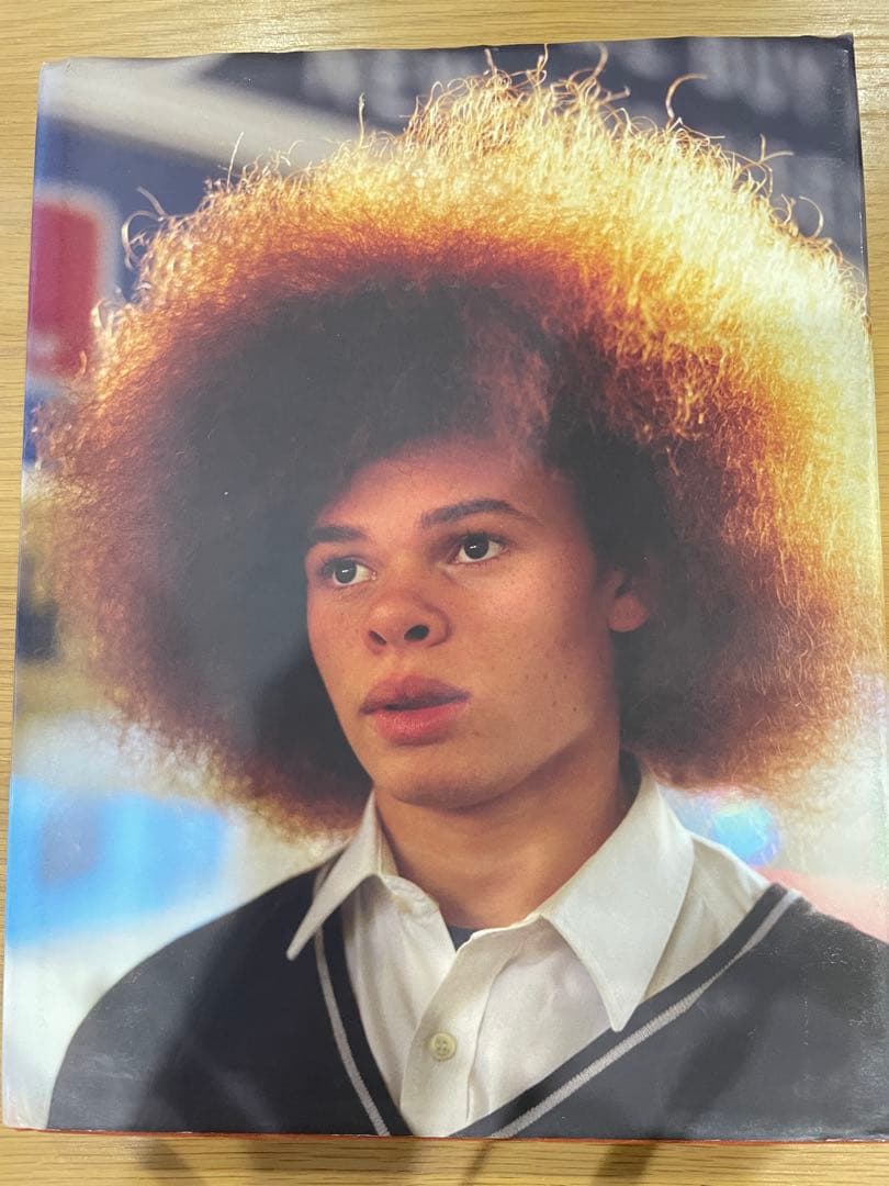 アート・デザイン・音楽 Jamie Hawkesworth Preston Bus Station