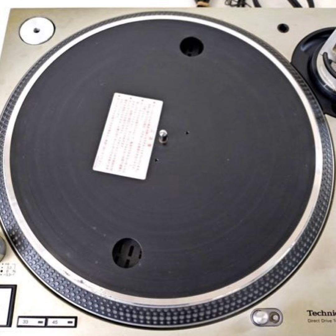 Technics SL-1200 レコードプレーヤー 本体　ふたつき