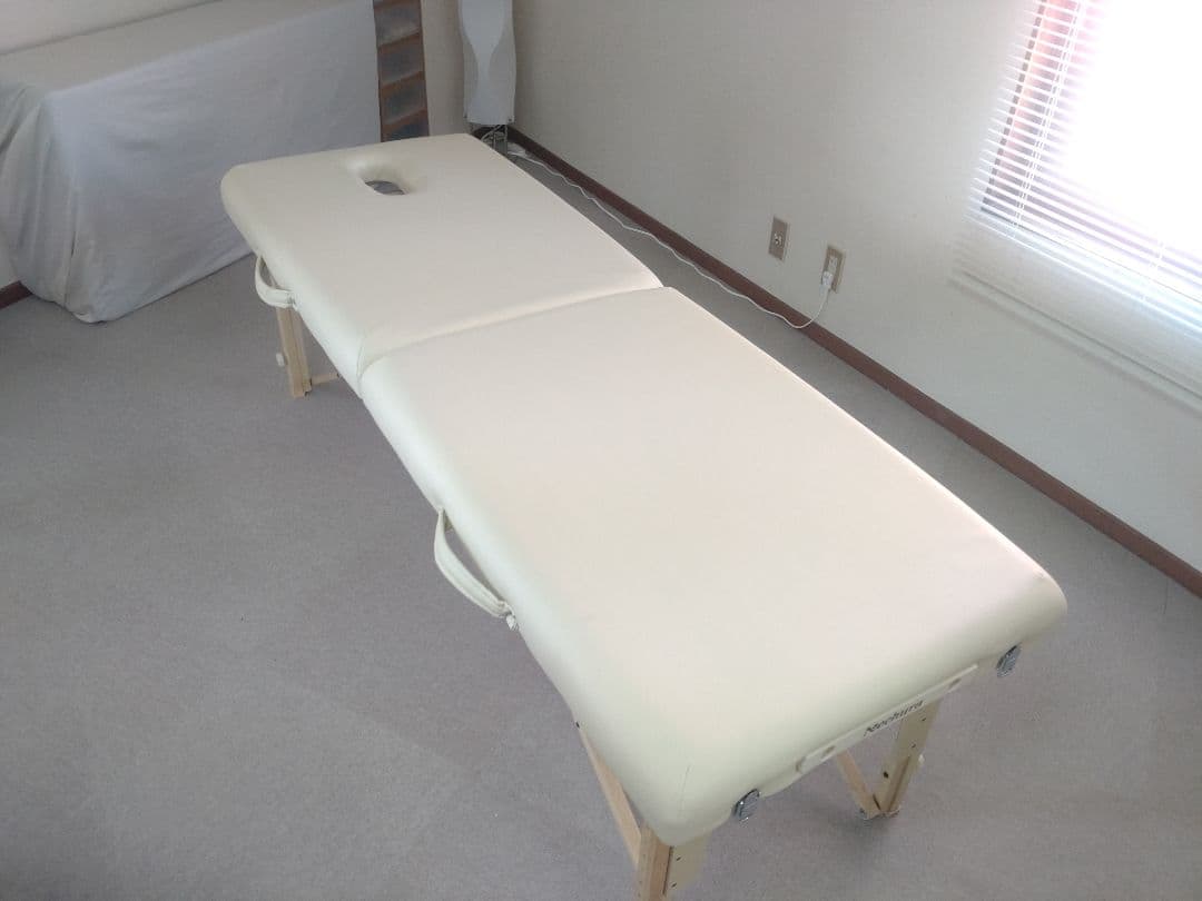 整体・マッサージ用折りたたみベッド　ネチュラ・シンプルプラクティス、ナチュラル