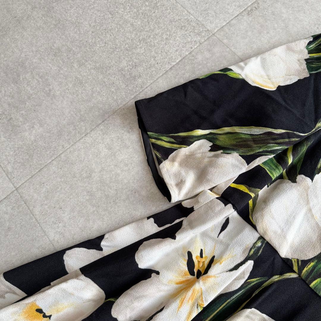 ドルチェ&ガッバーナ　ワンピース　花柄　フワラー　黒　半袖　フレア