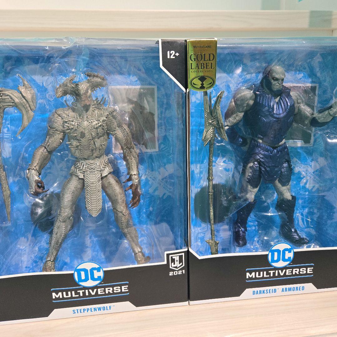 DCマルチバース ダークサイド、ステッペンウルフ