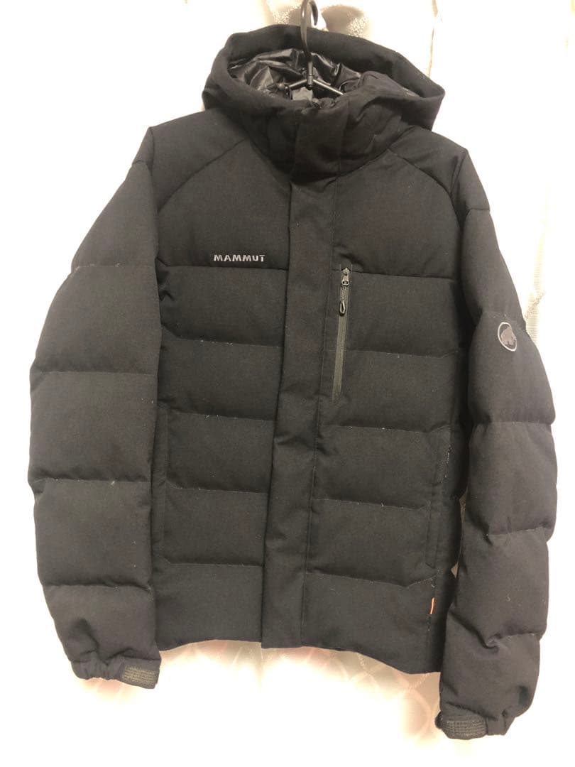 えいちゃん　　マムート　ロゼグ　インサレーション　フーデッド　アジアXL