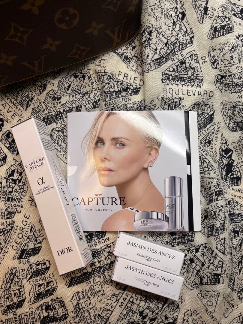 Dior カプチュール トータル ヒアルショット/フレグランス ジャスミン