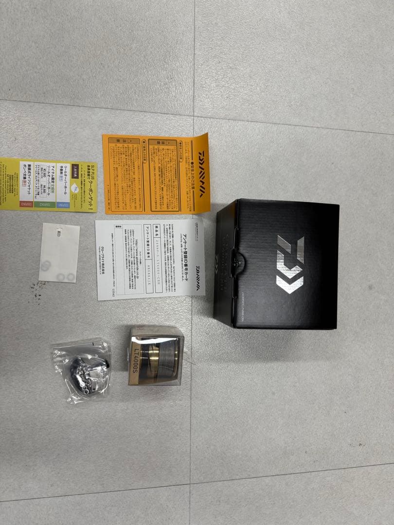 24セルテート LT4000-CXH RCSノブ　　替えスプール付き