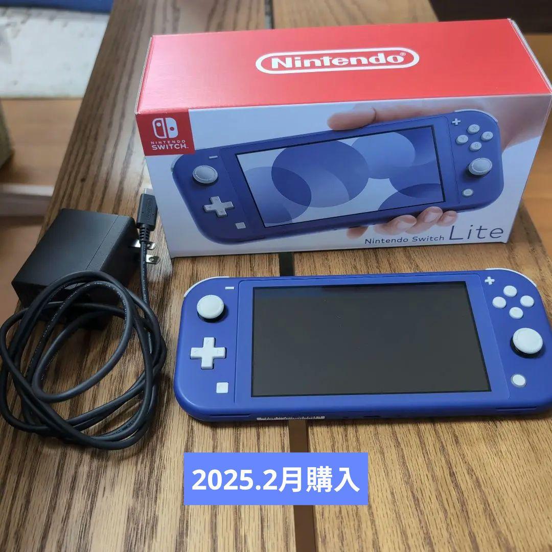 美品　Switch Nintendo Lite ブルー