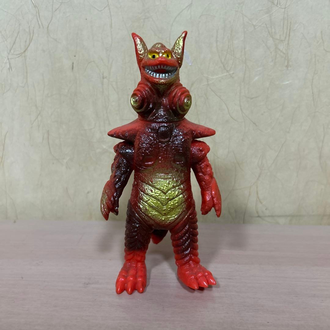 ⭐️希少・レア・美品⭐️ウルトラマンシリーズ ホー　フィギュア　ソフビ　ポピー