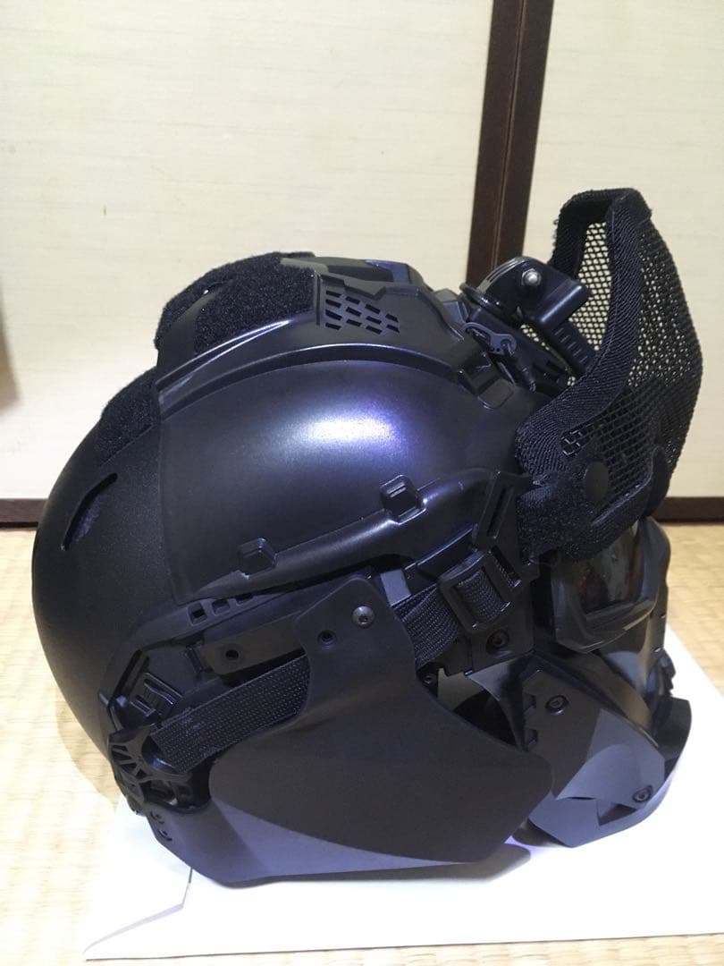 【一点モノ】　SF風　タクティカル ヘルメット カスタム品
