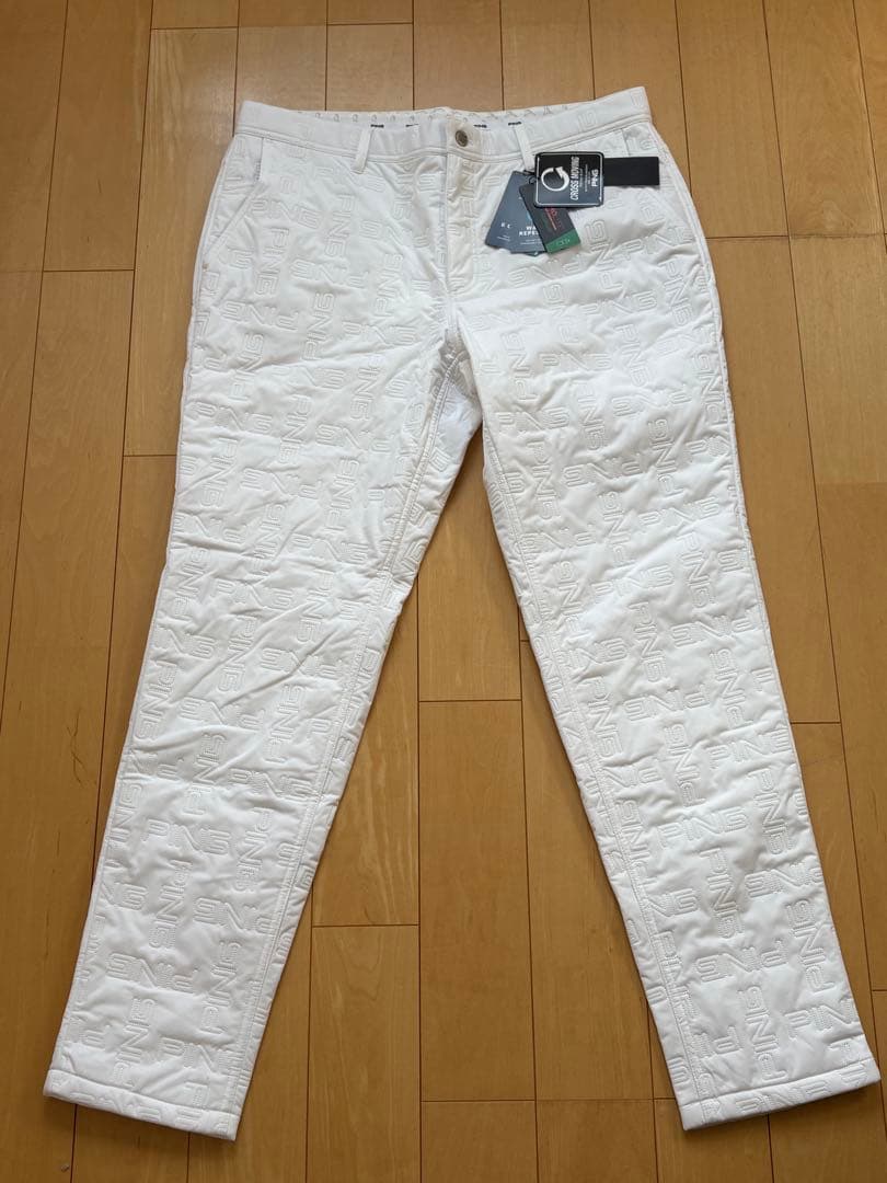 新品未使用　ピン　ゴルフ　モノグラム柄　保温　中綿　ストレッチパンツ