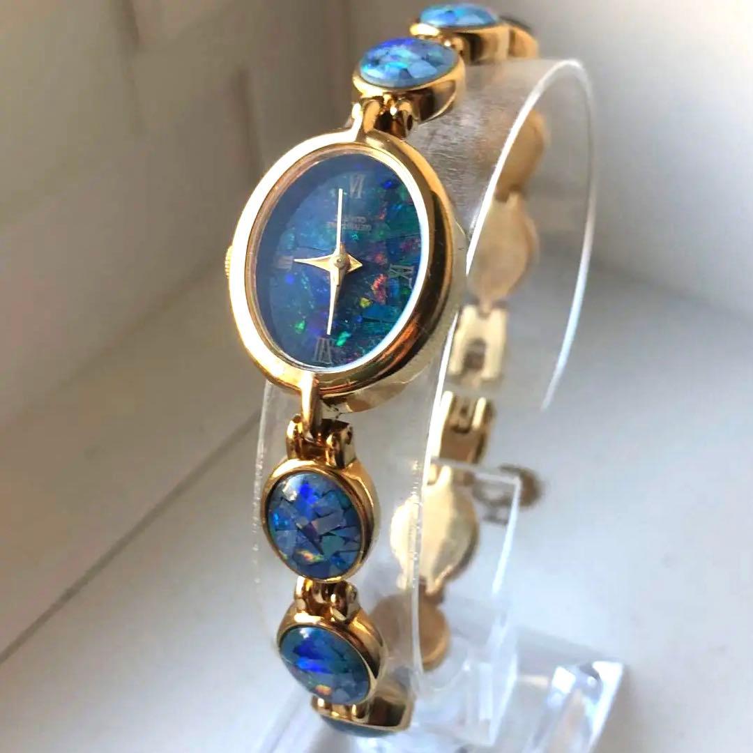 ブレスレットウォッチ　ゴールド オパール風デザイン 時計　稼働品