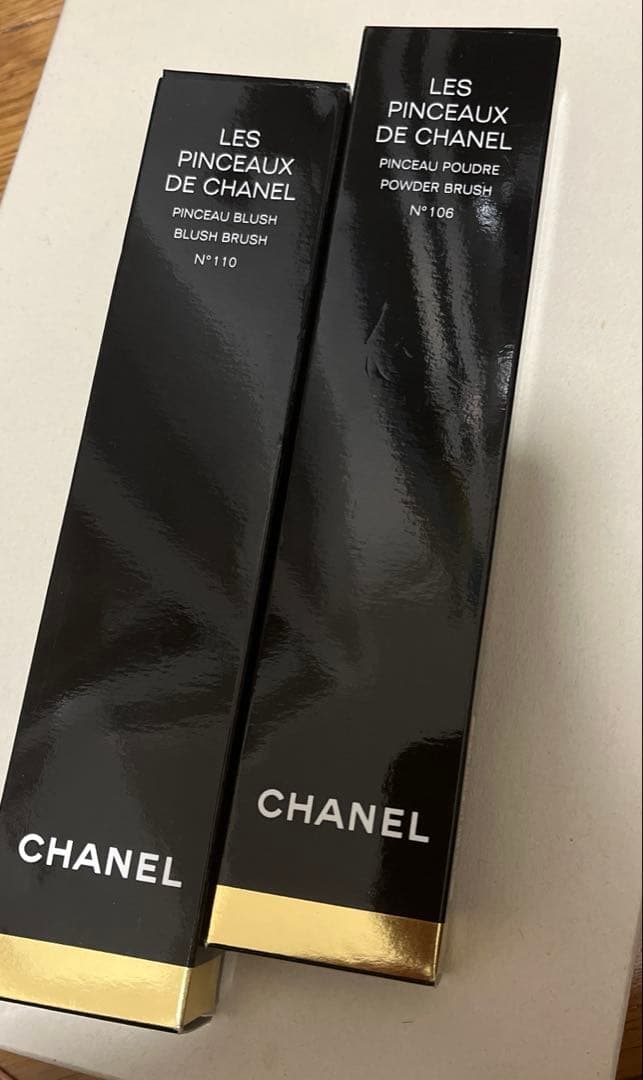 LES PINCEAUX DE CHANELブラシセット N°110 N°106