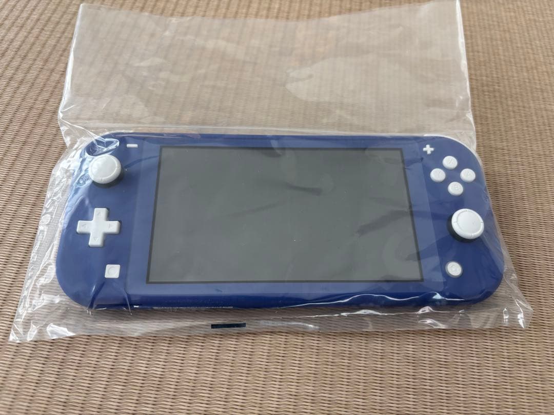 【美品】Nintendo Switch liteブルー