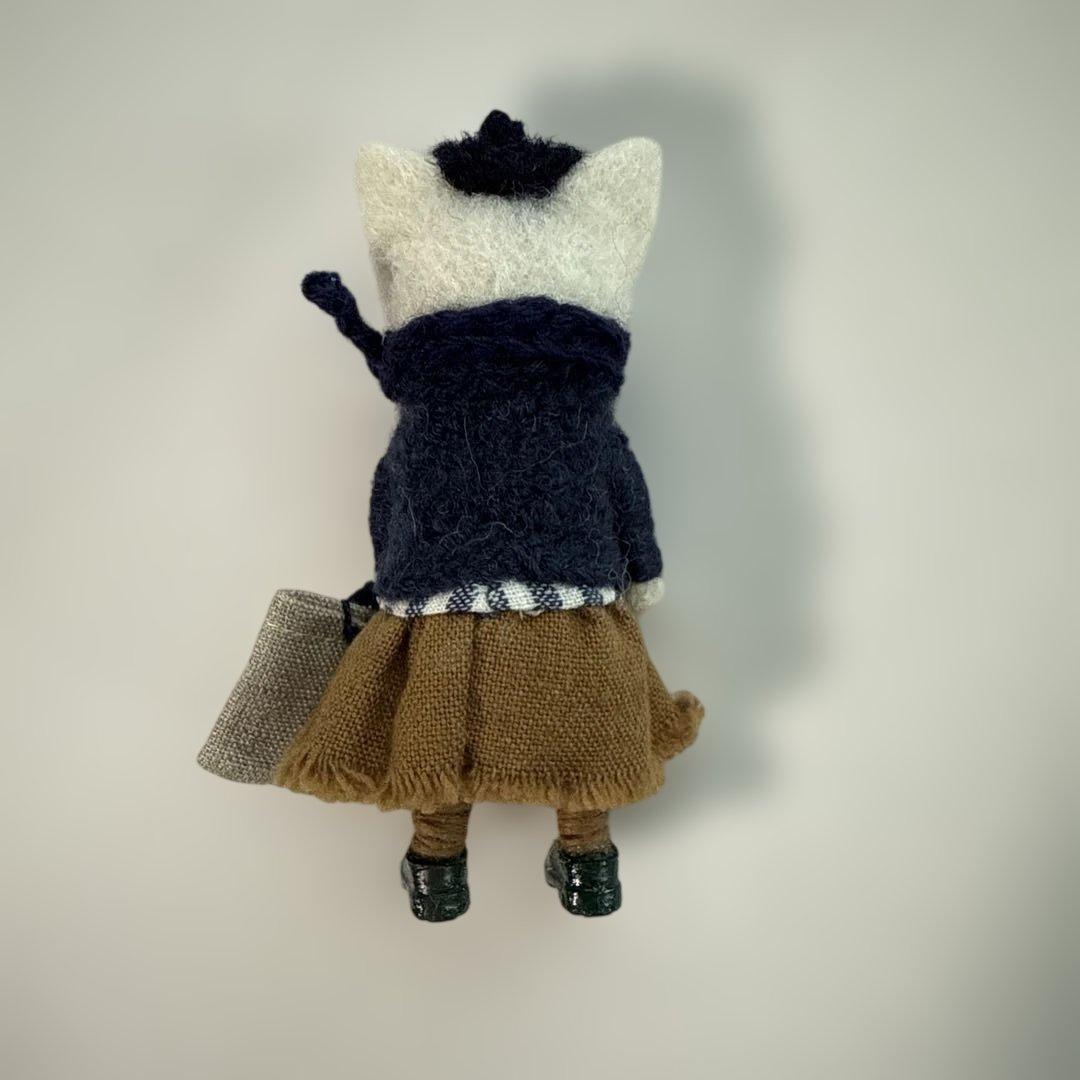 MTK SHEEP さん　羊毛フェルト　白ねこ