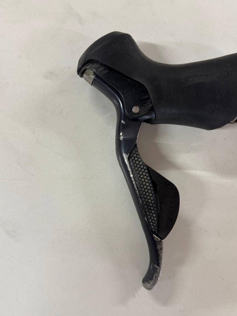 シマノ ULTEGRA di2 st-6870 di2レバー　左右セット