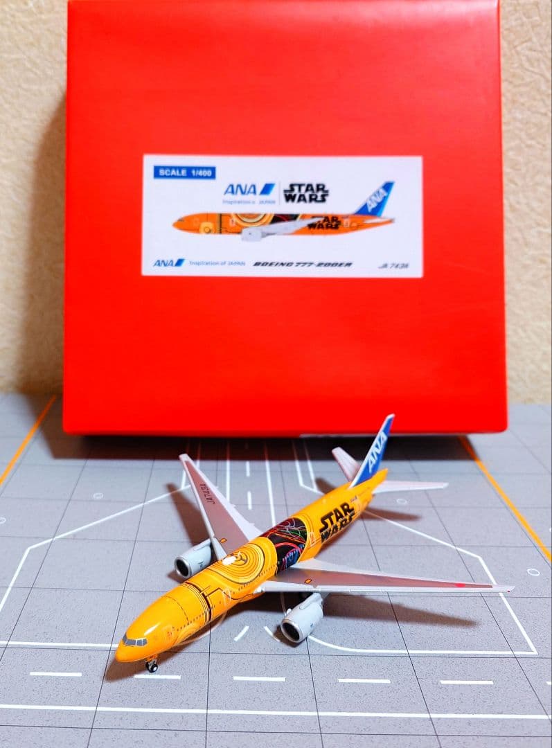 R*y様 【ANA B777-200ER 1/400 スター・ウォーズ　スタンド