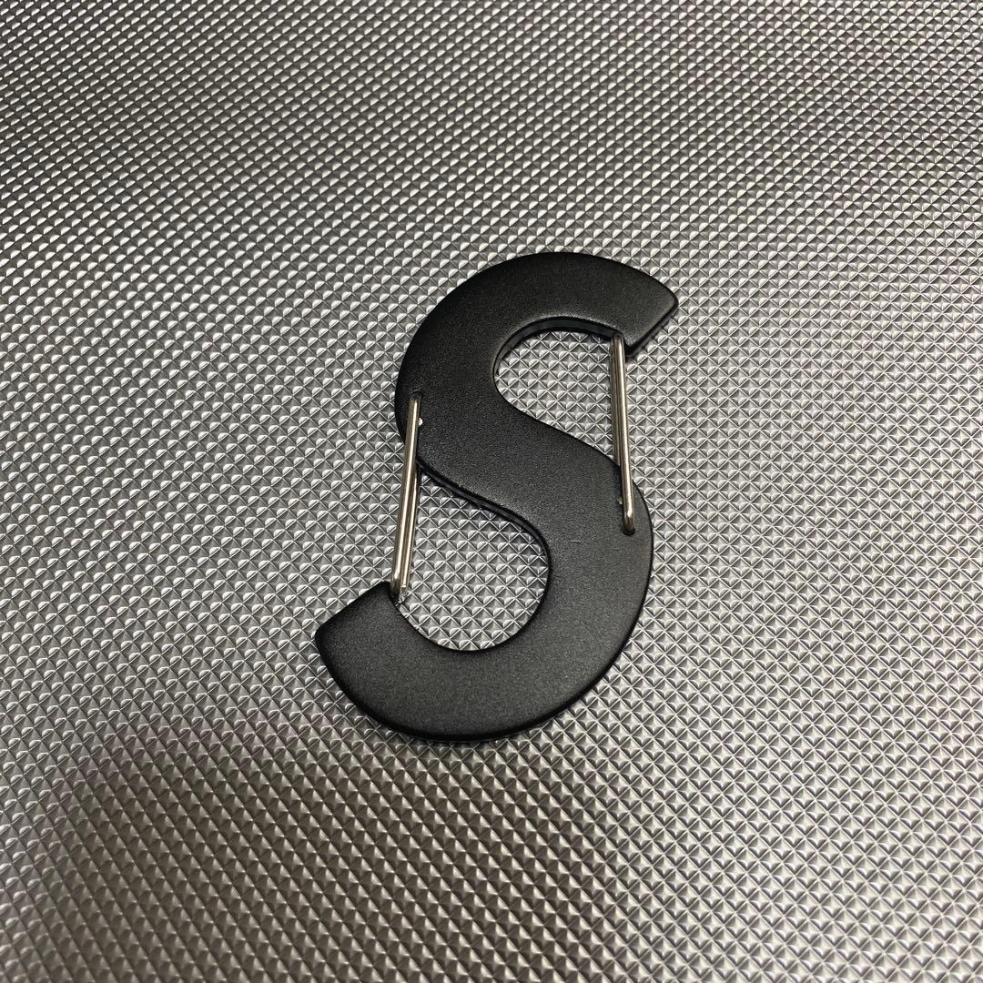 Supreme S Logo Keychain ブラック　カラビナ　黒　美品