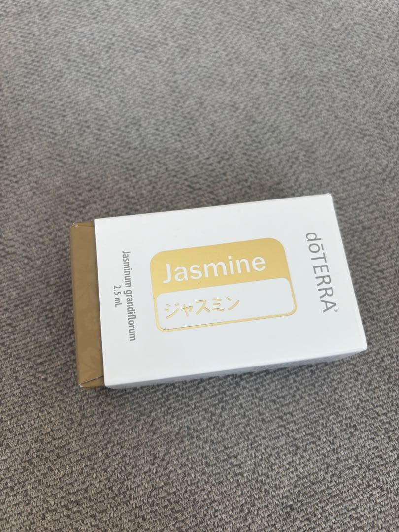 【新品未開封】doTERRAドテラジャスミン 2.5mLエッセンシャルオイル