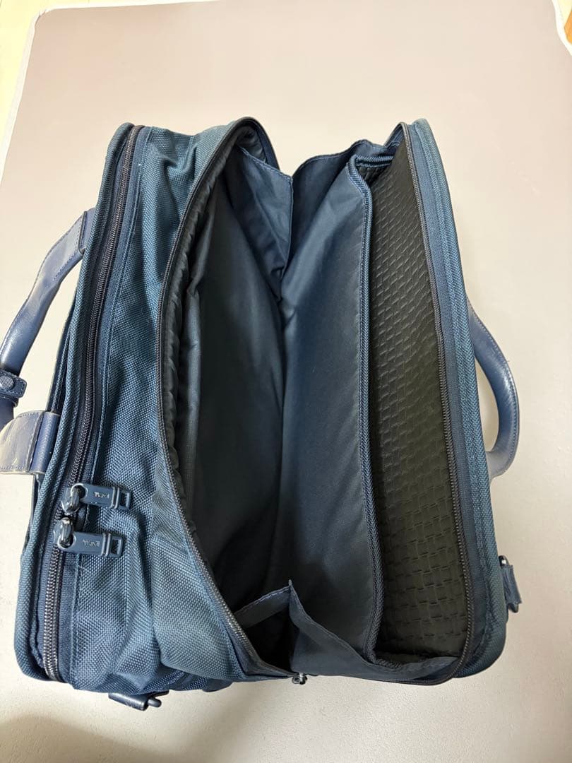 真*喜様 【SHIPS別注】TUMI ALPHA 3ブリーフケース