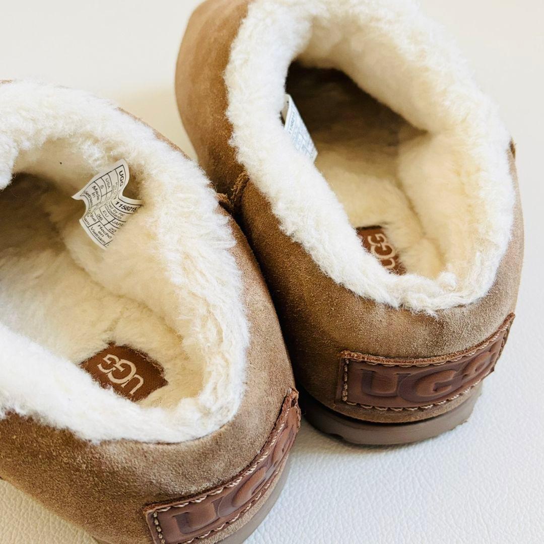 2743 UGG アグ パンプドスライド　ムートンブーツ