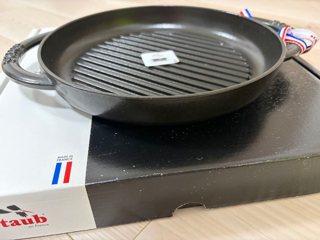 ストウブ　ピュアグリル　ラウンド　ブラック　22cm