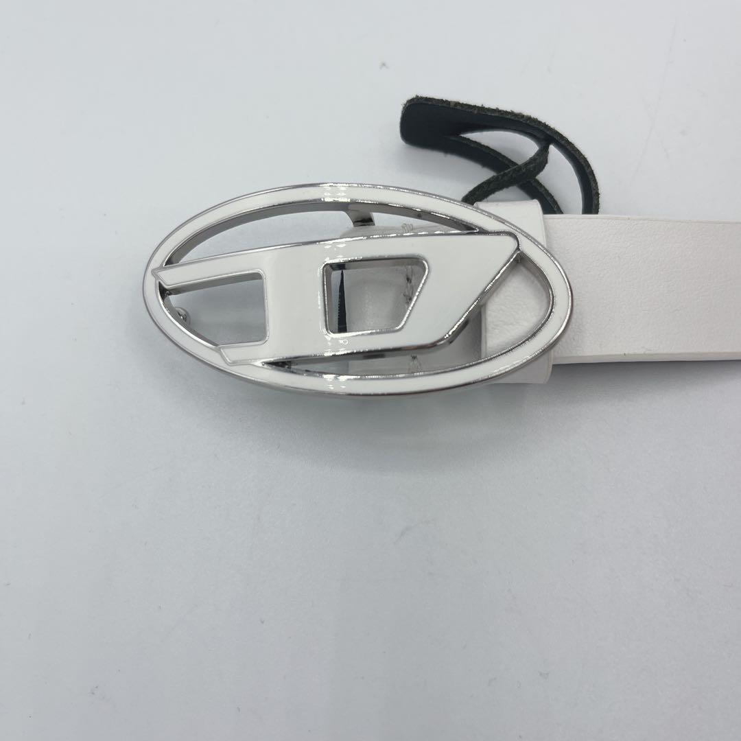 未使用 ディーゼル Dロゴバックル ベルト 80 本革　ホワイト　白