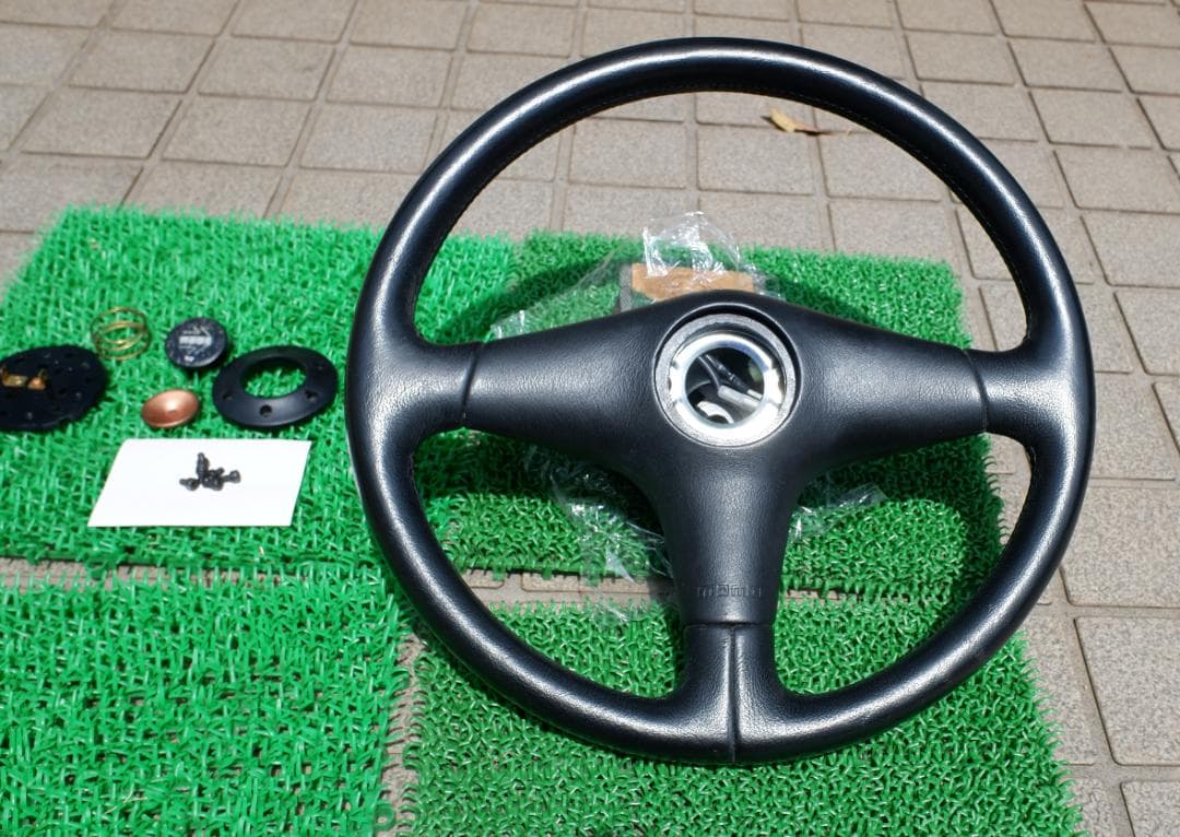 ユーノスロードスター　純正MOMOハンドル　NA8C