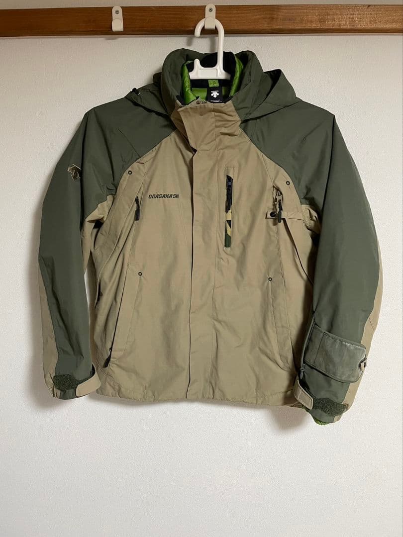 【10月限定大幅値下】オガサカ　デサント　スキーウェア