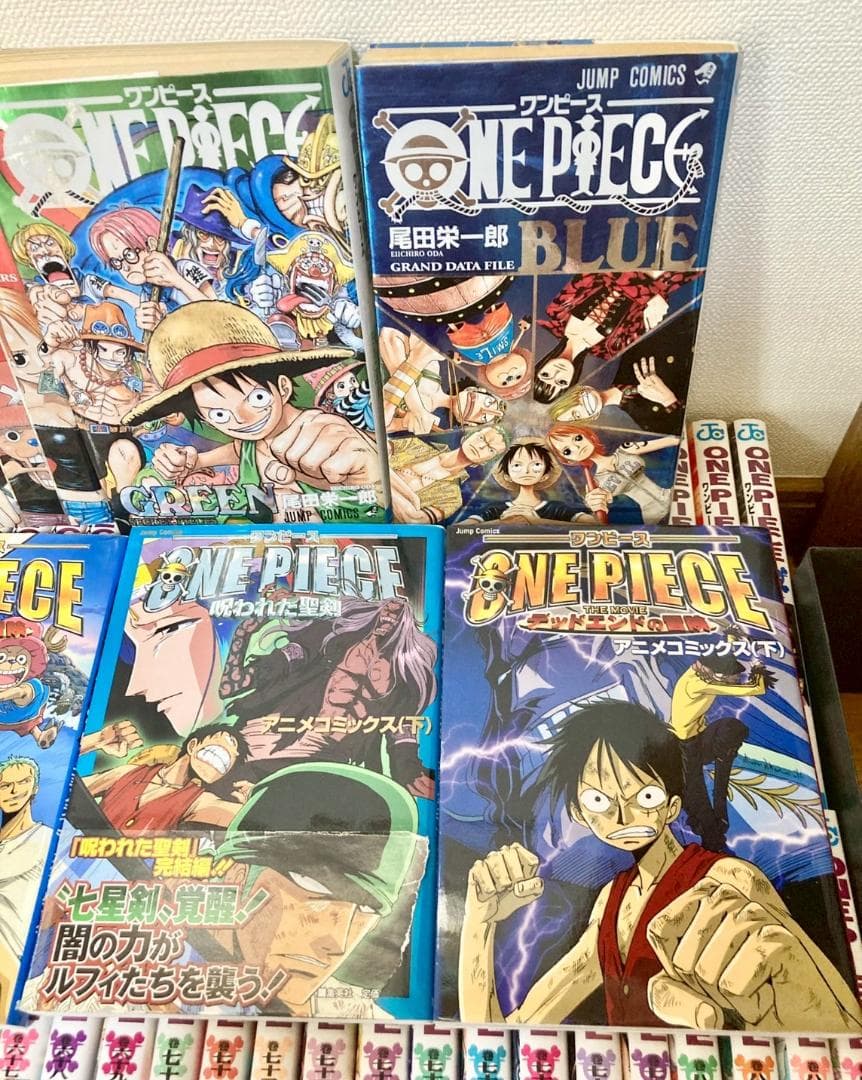 ONE PIECE 1〜101巻　＋関連本大量
