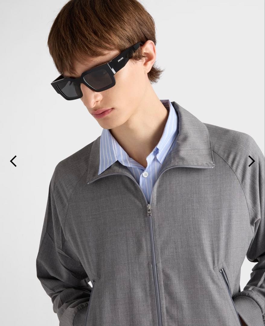 PRADA ブラック サングラス スクエアフレーム