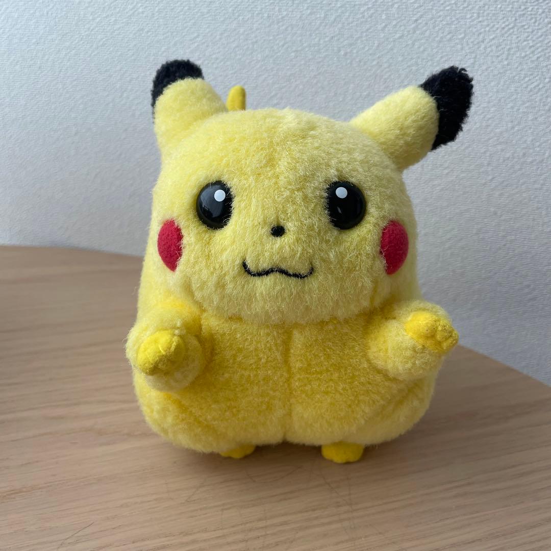 初期ピカチュウ