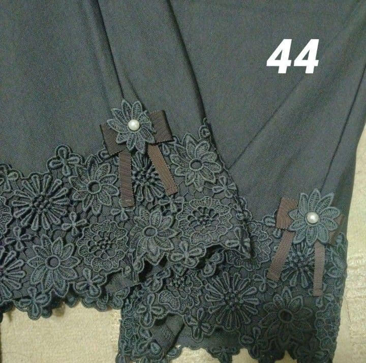 【新品】スーパービューティー裾レース×リボン使い裏起毛パンツ ブラウン44