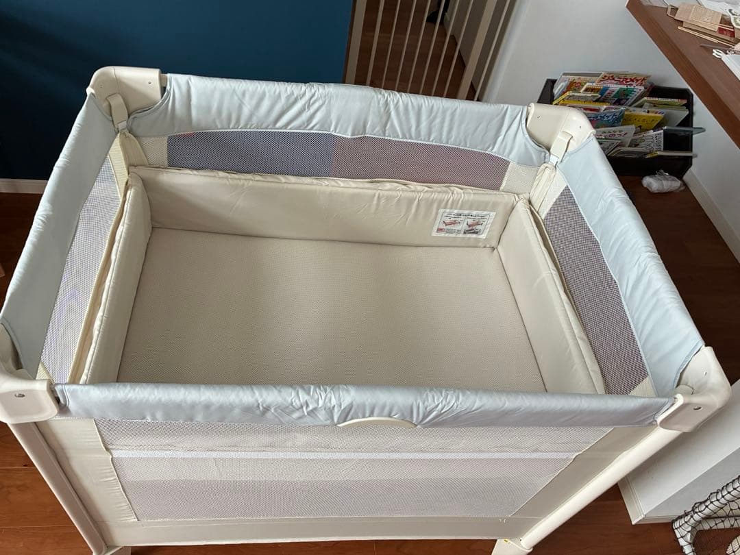 2025年　4月購入　アップリカ　ココネルエアーAB ベビーベッド