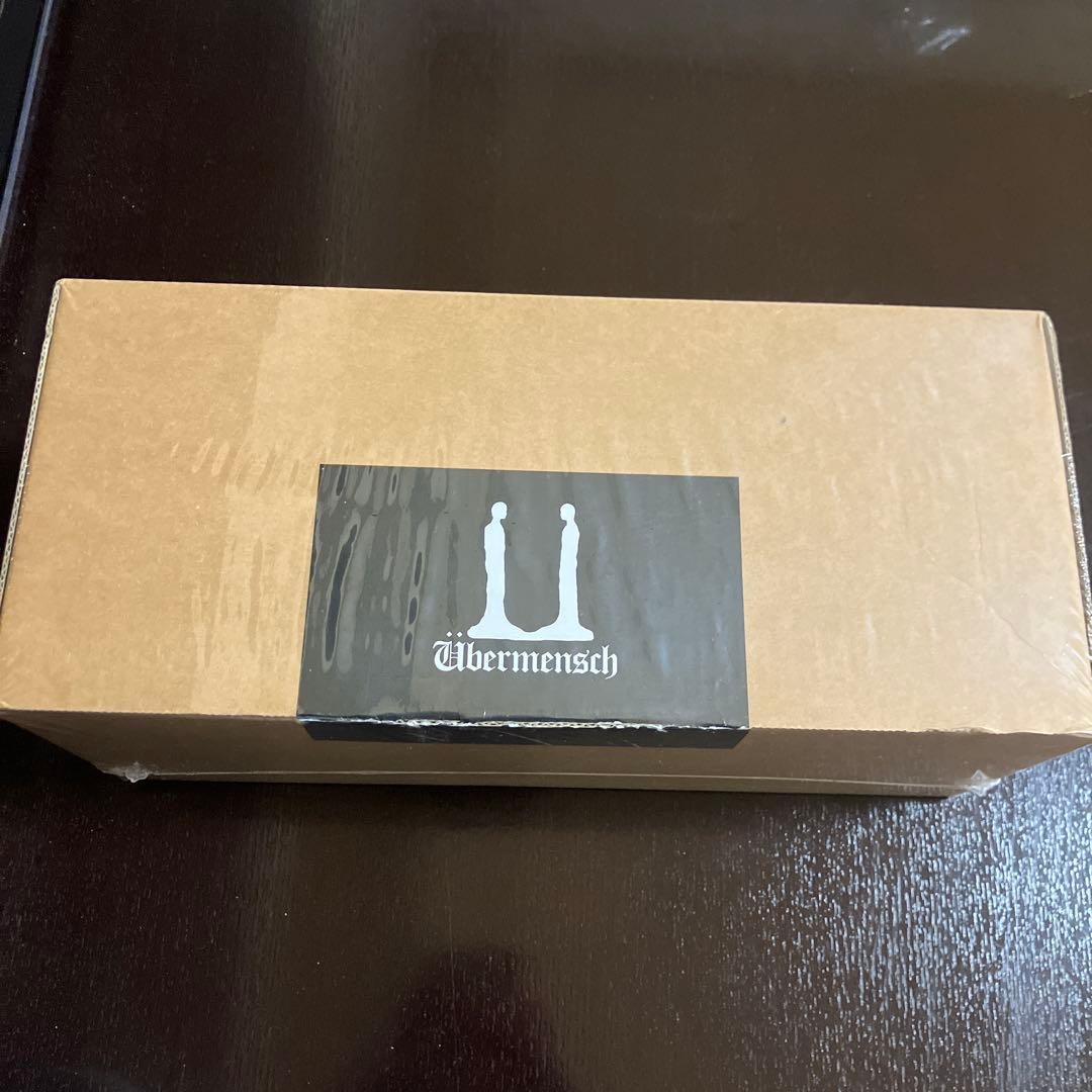 新品未開封 G-Dragon Übermensch tシャツ ブラック　スリッパ