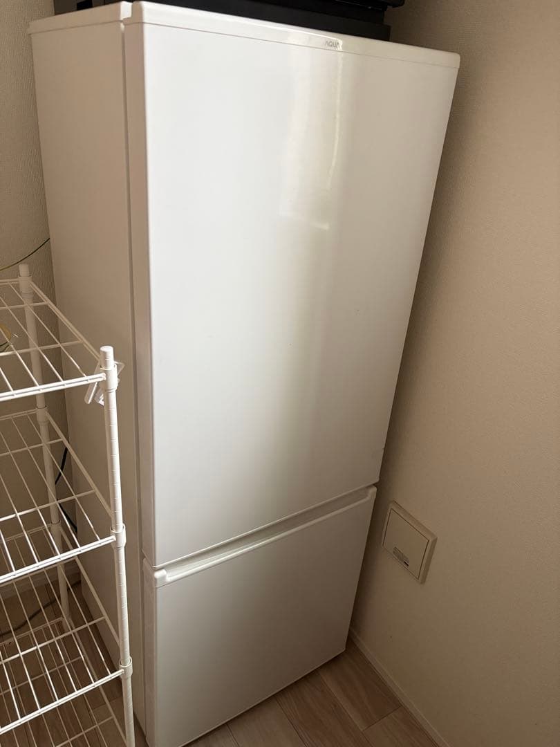 美品！AQUA AQR-20M(W) 冷蔵庫 2021年製　二人暮らし用