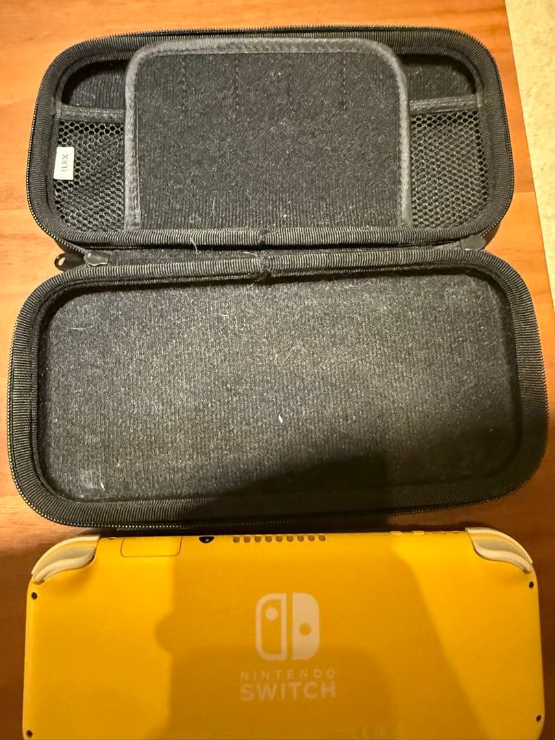 Nintendo Switch Lite イエロー ポケモンレジェンズ付き