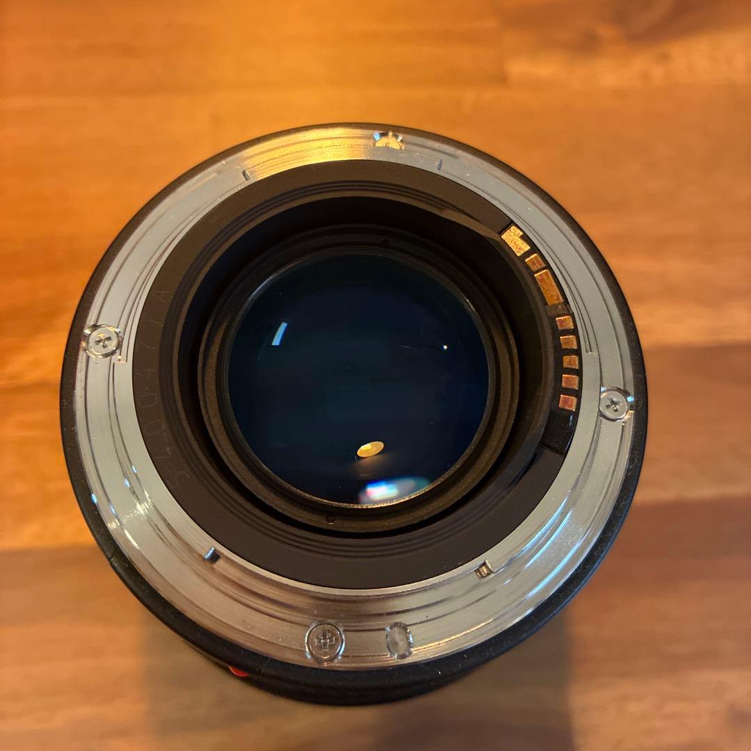 Canon EOS 80D デジタル一眼レフカメラ　50mmレンズ付き