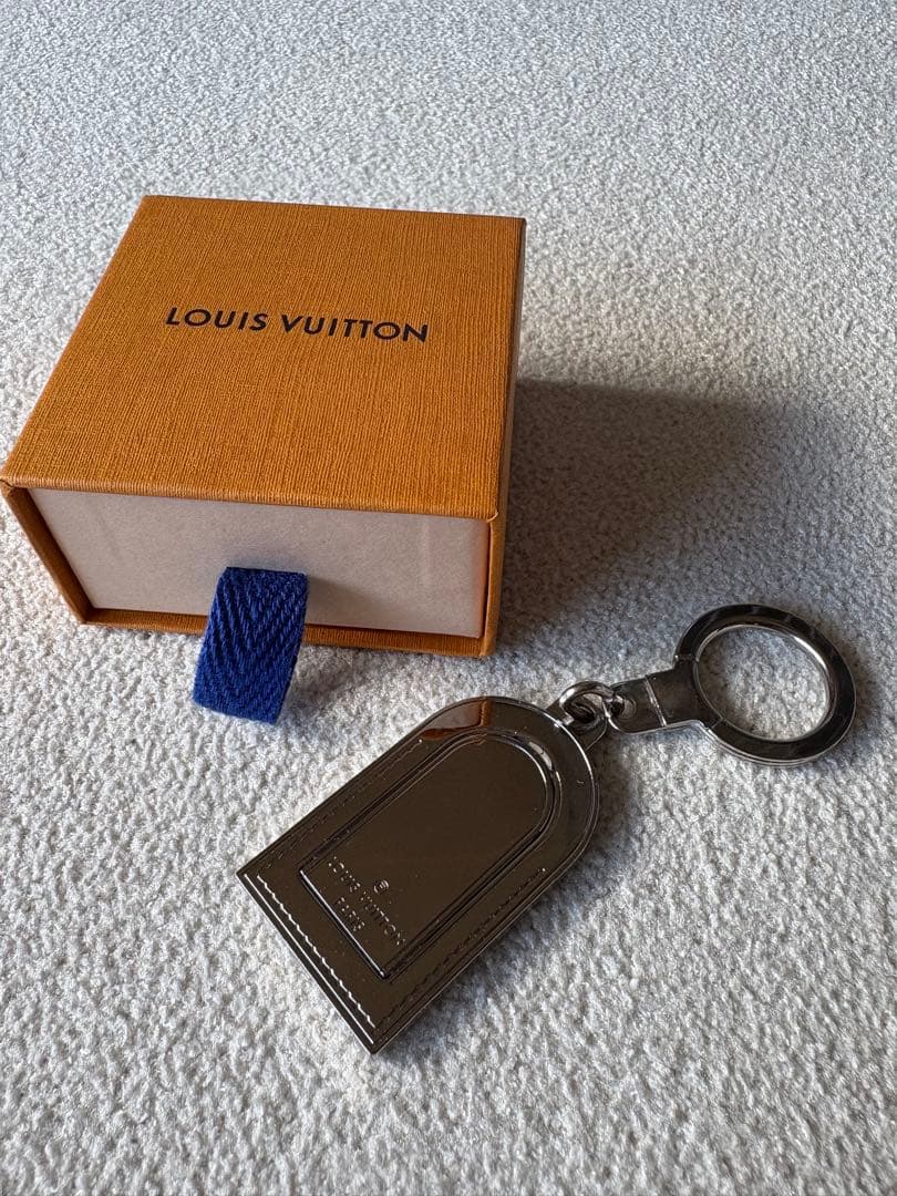 し*も様 VUITTON キーホルダーM9234P