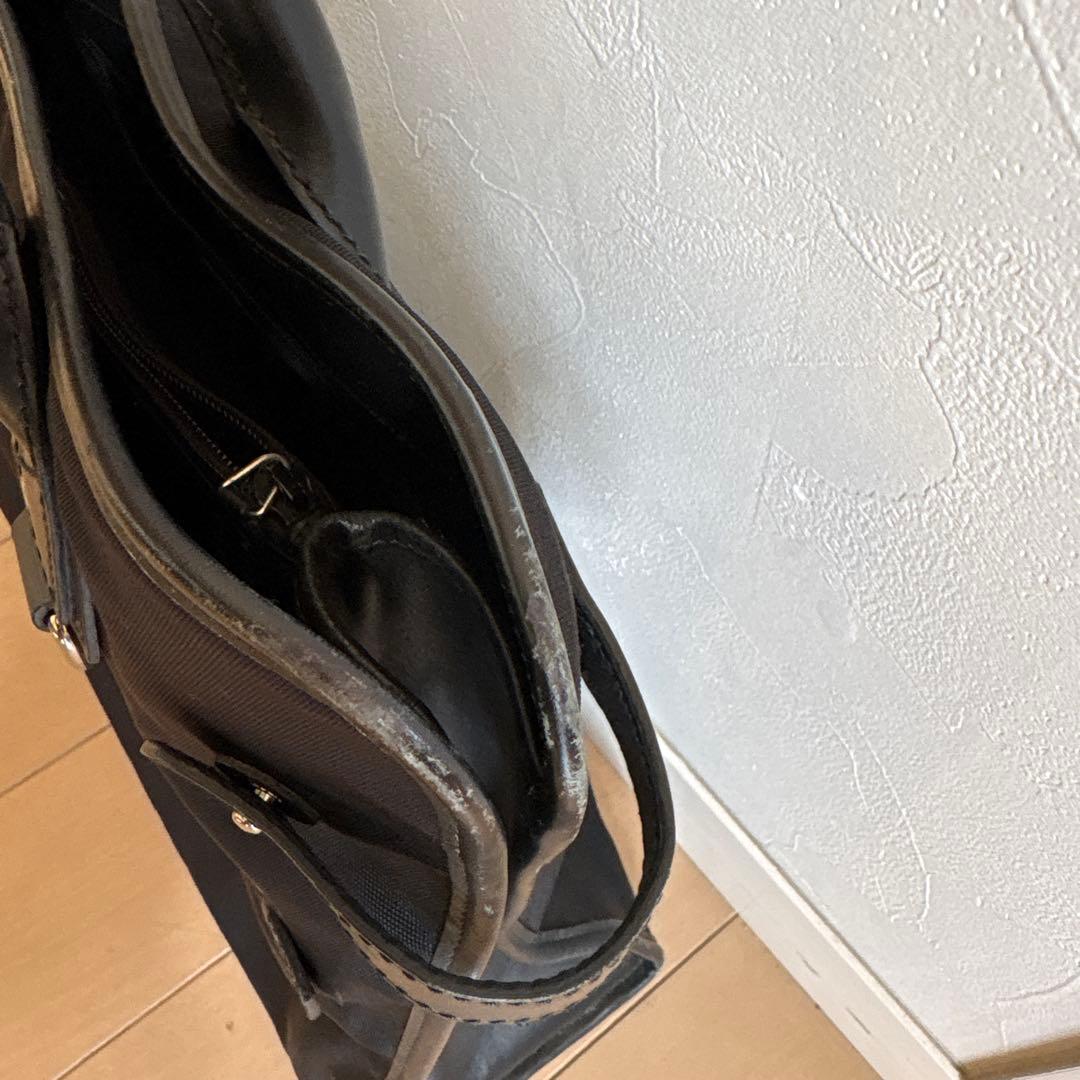 グッチ　ビジネスバッグ　シェリーライン