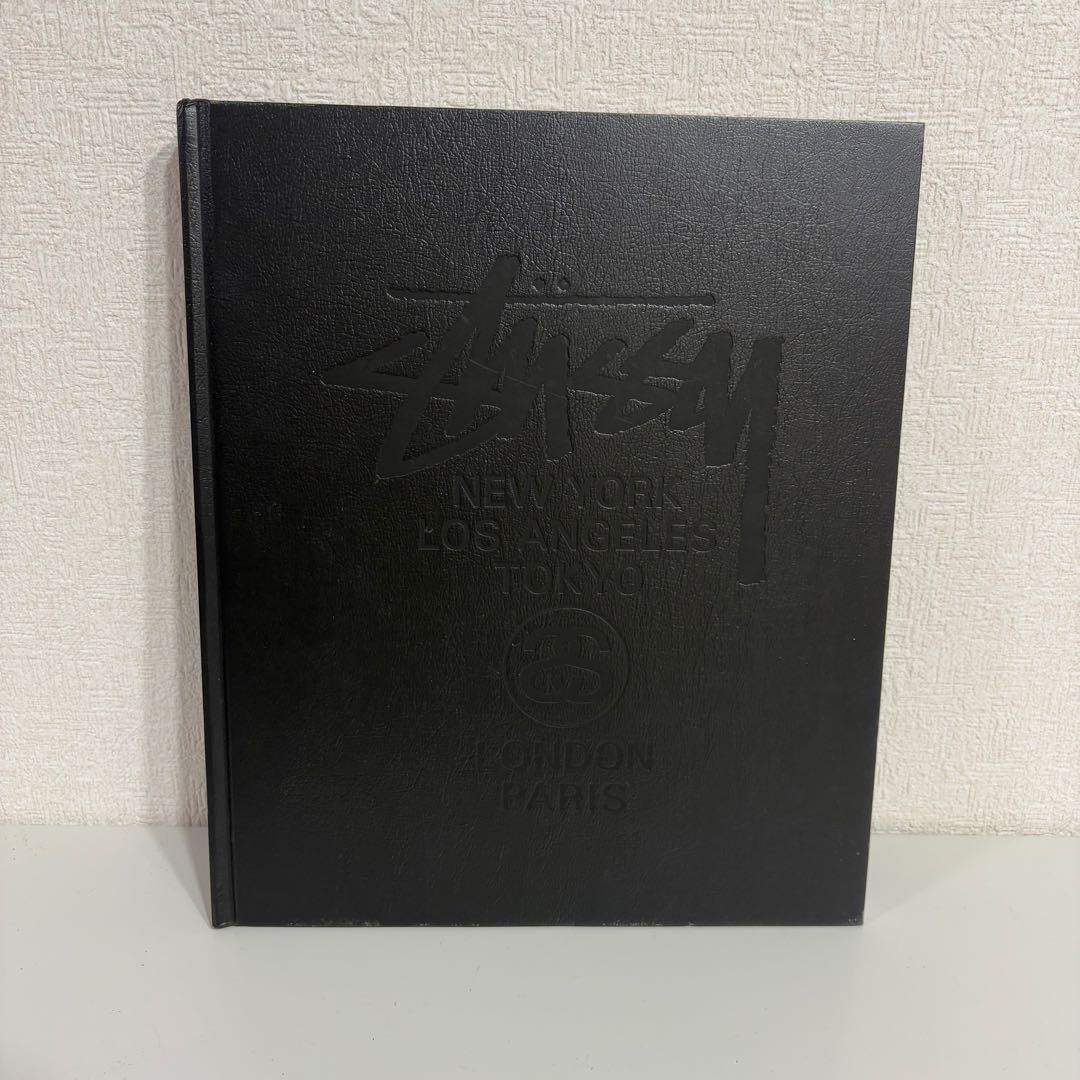 希少 STUSSY アートブック WORLD TOUR BLACKBOOK: