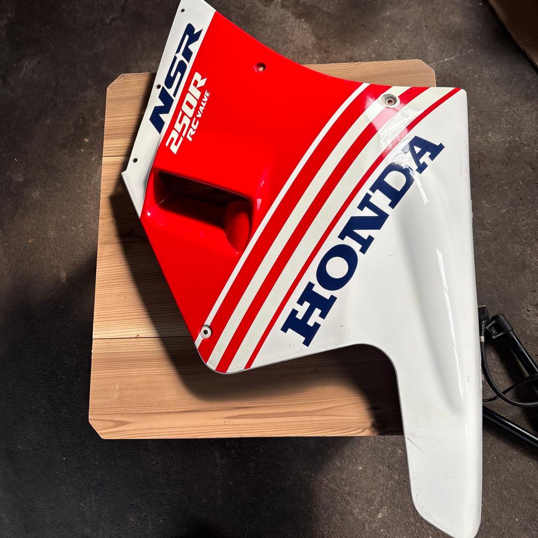 nsr250 右アンダーカバー