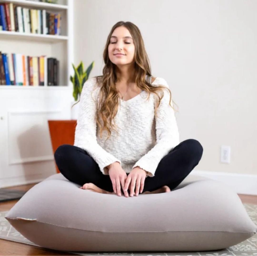 カオル　Yogibo Mini ヨギボー ライトグレー ヨギボー ミニ