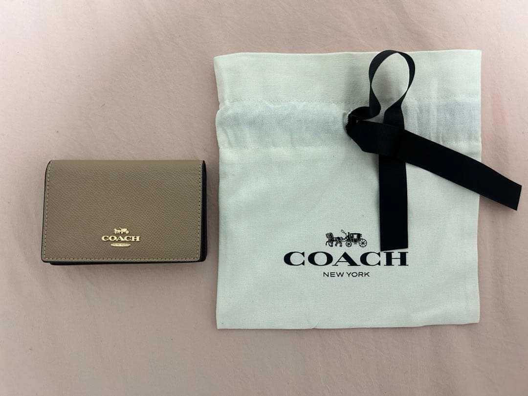 COACH 名刺入れ ベージュ 保存袋付き