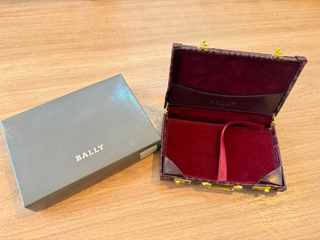 【美品】BALLY　バリー　クロコダイル型押し　高級アタッシュケースミニ