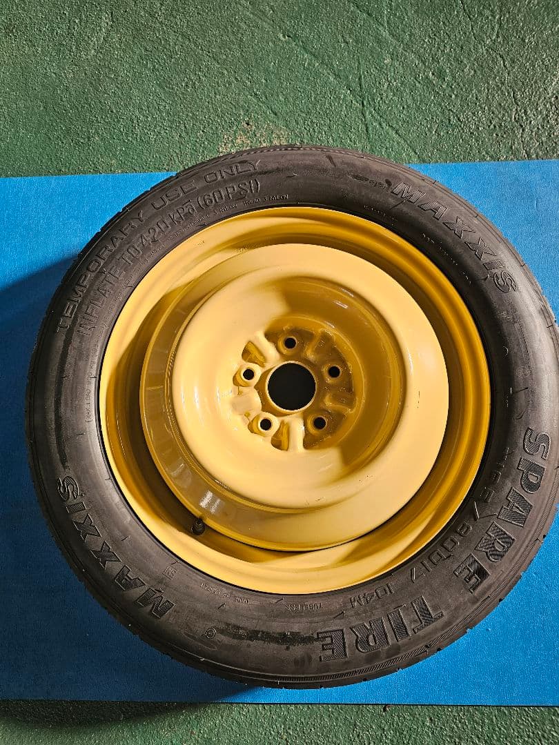 60ハリアー スペアタイヤ 未使用