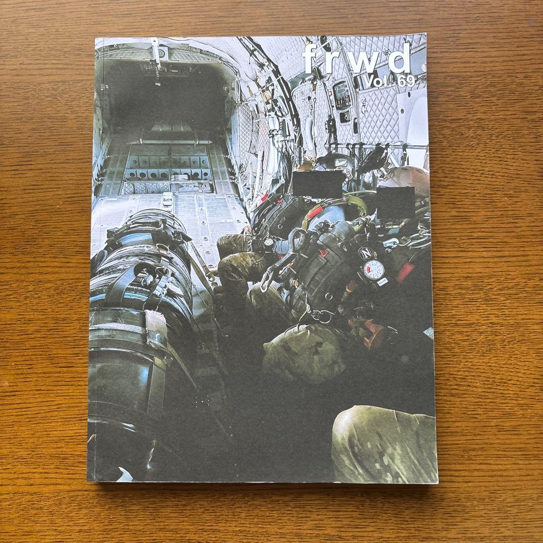 洋書 Forward Observations Group vol.69