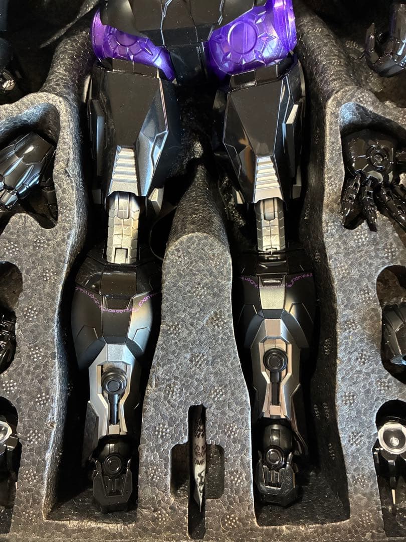 HOT TOYS ブラックパンサー フィギュア　アーティストコレクション