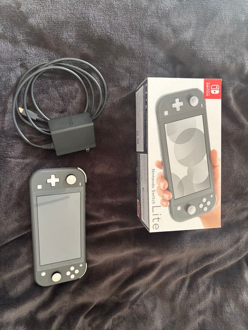 Nintendo Switch Lite 本体＋充電器
