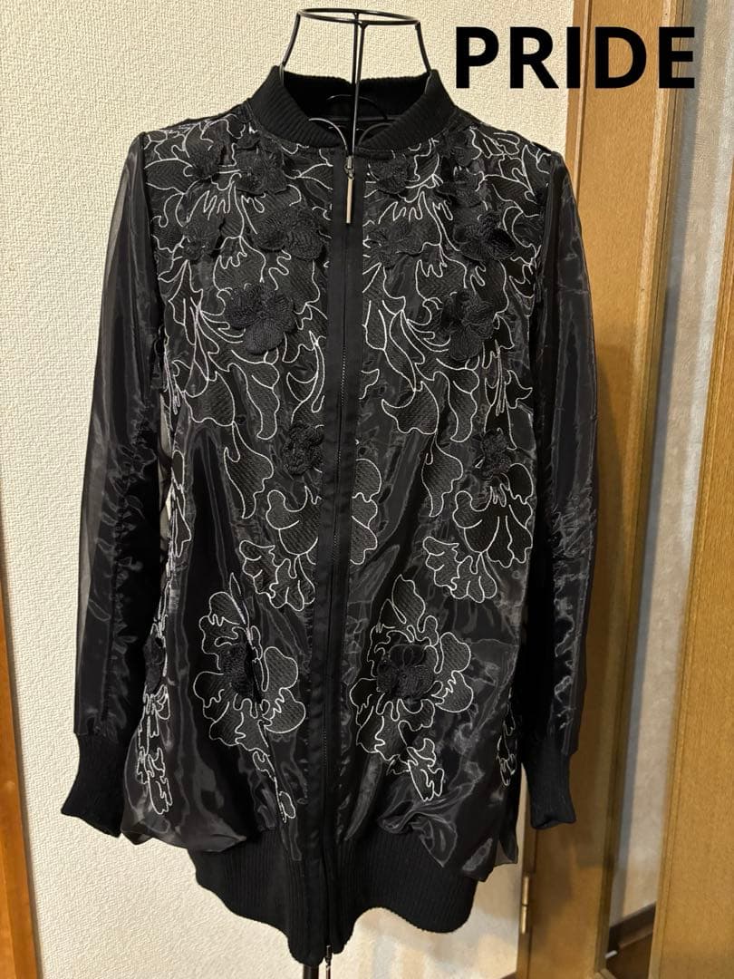 PRIDE 黒 花柄モチーフ&刺繍 ジップアップジャケット　サイズ38