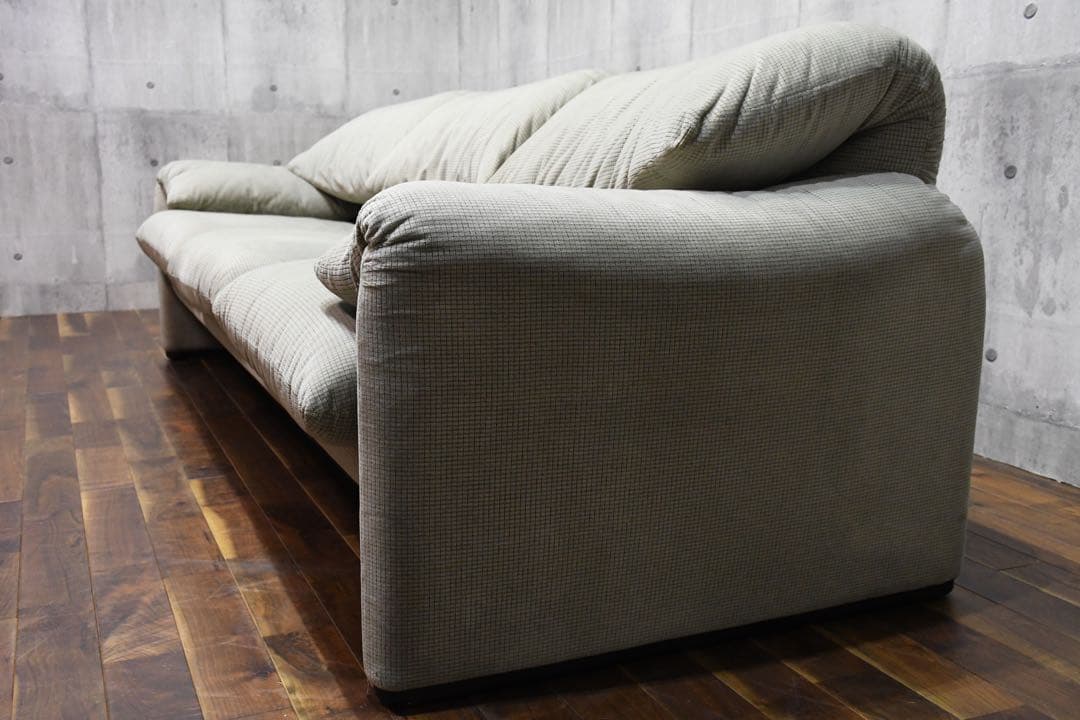 CCC1 Cassina カッシーナ 675 マラルンガ 3人掛けソファ