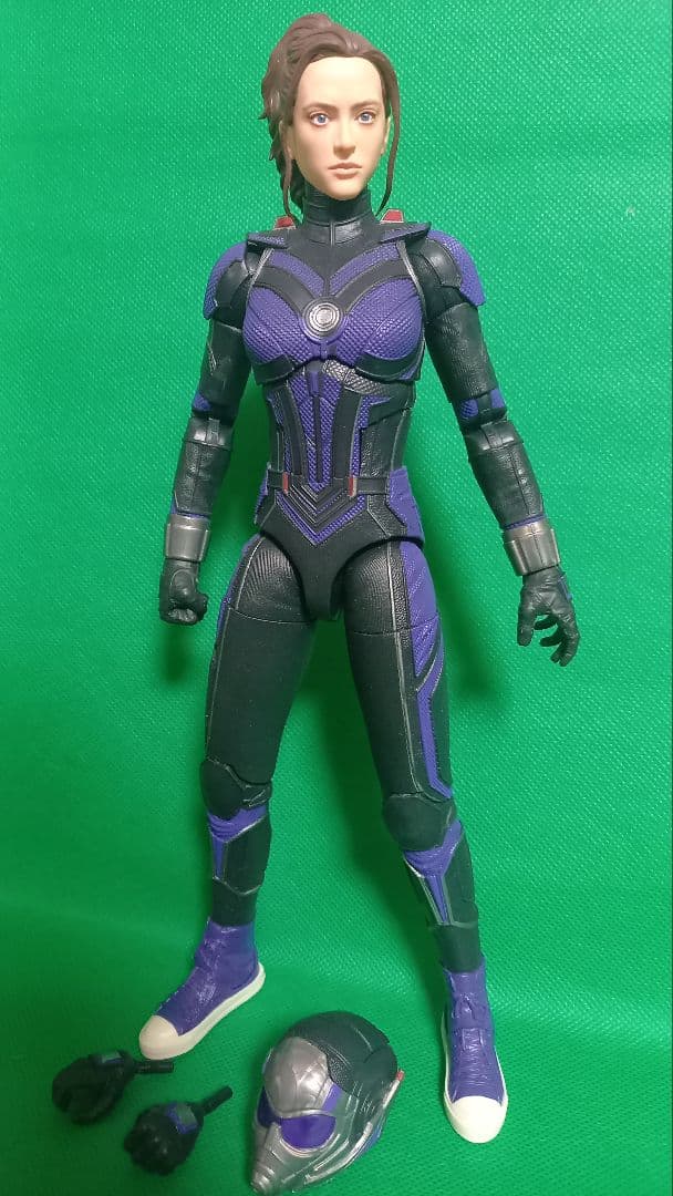 マーベルレジェンド ビルド完成品 キャシー・ラング　アントマン　中古