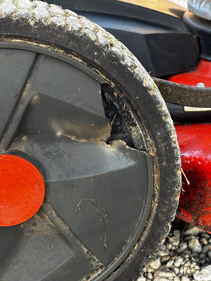 順次値下げ　愛知県　引取限定PLOW 自走式草刈機 WGC530